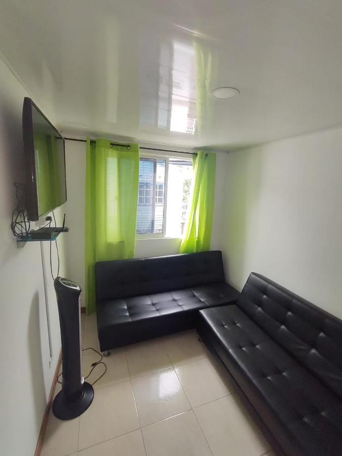 Familiares The Upper 202 Apartamento *